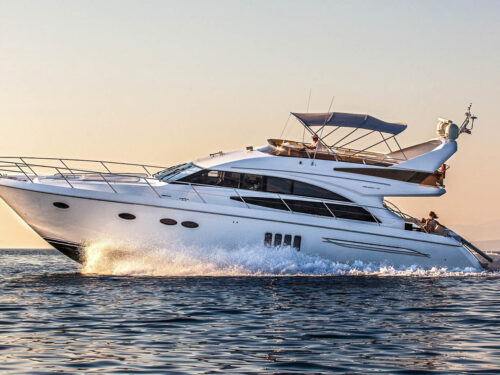 Luxury yacht Princess 62 Sassy sea view