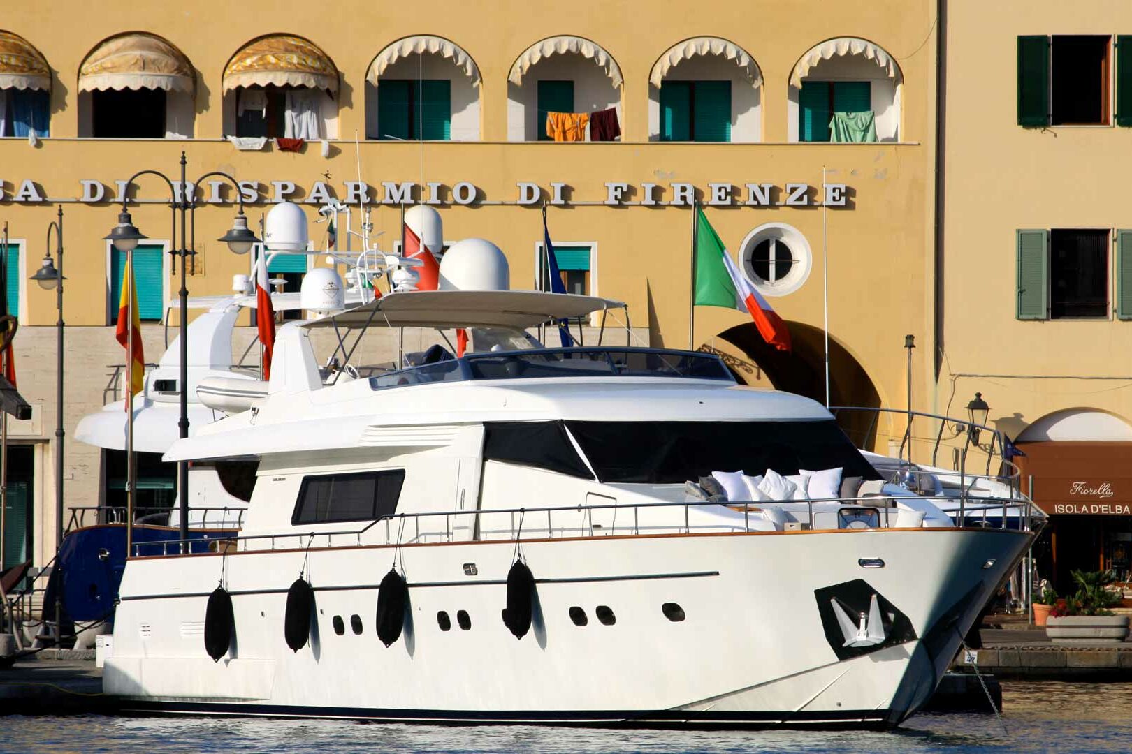 Luxury yacht Solal docking