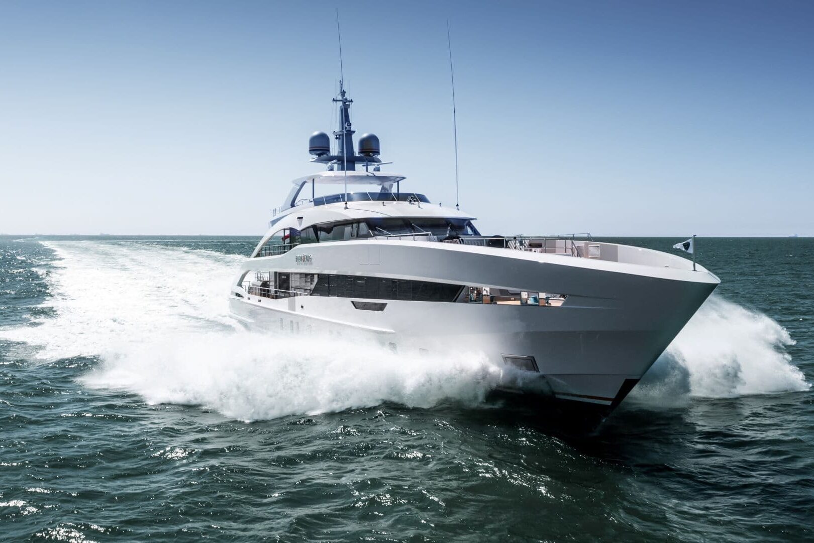 heesen book ends superyacht