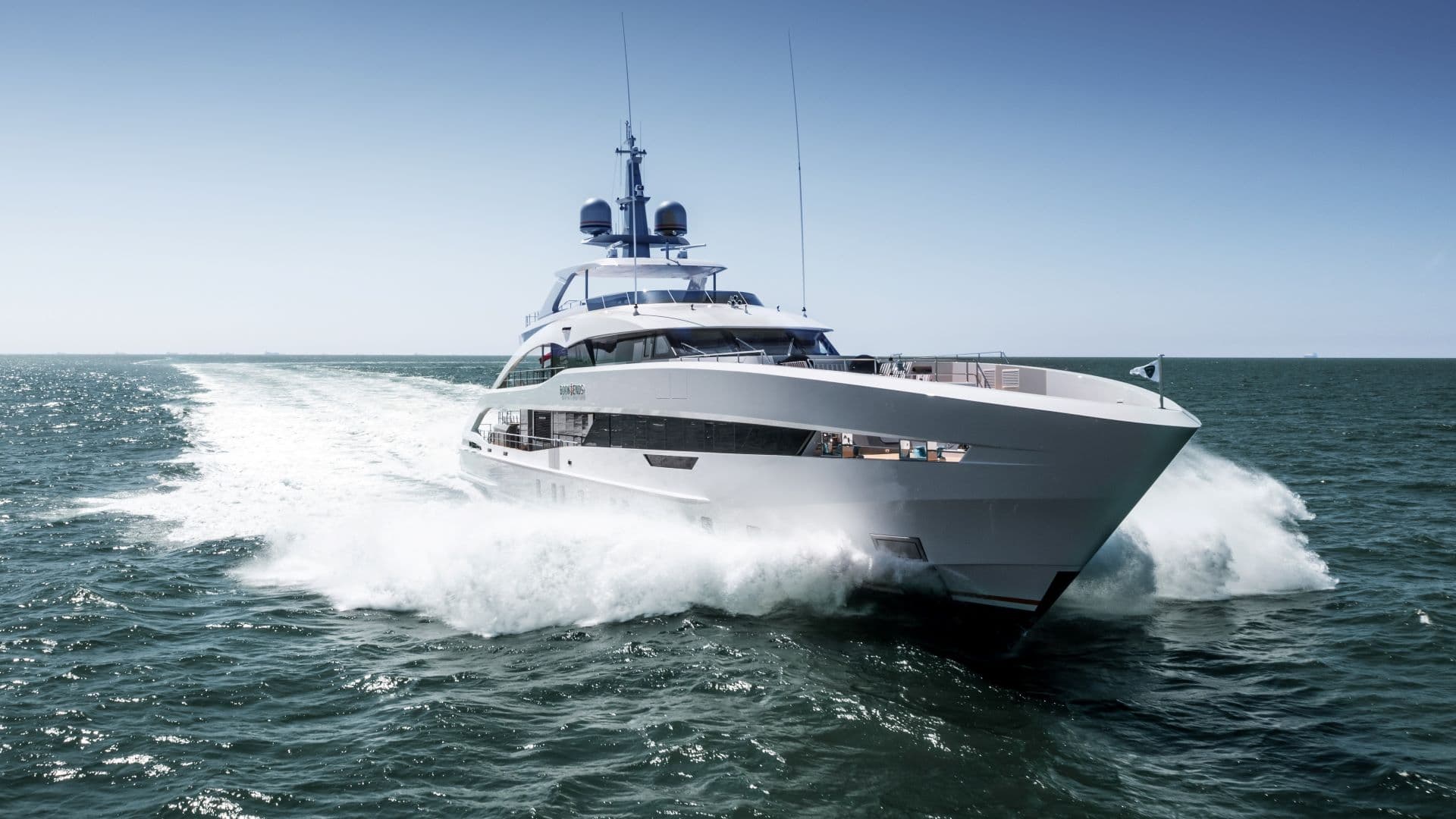 heesen book ends superyacht