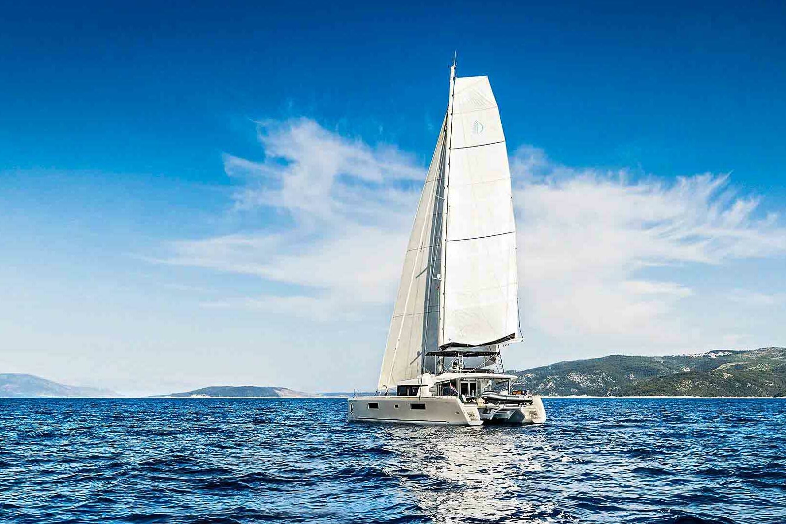 Luxury catamaran Lagoon 52 F sailing