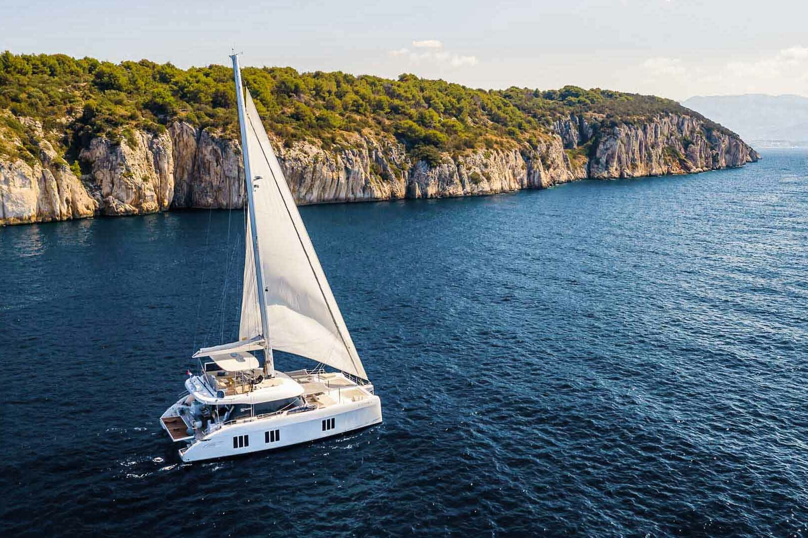 Luxury catamaran Sunreef 50 sailing