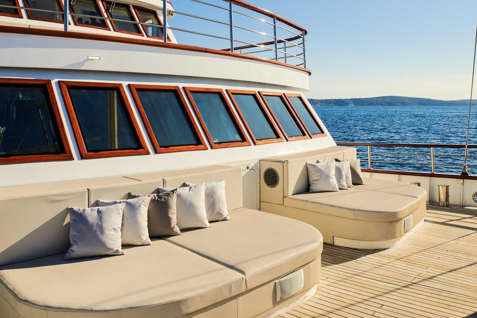Corsario foredeck