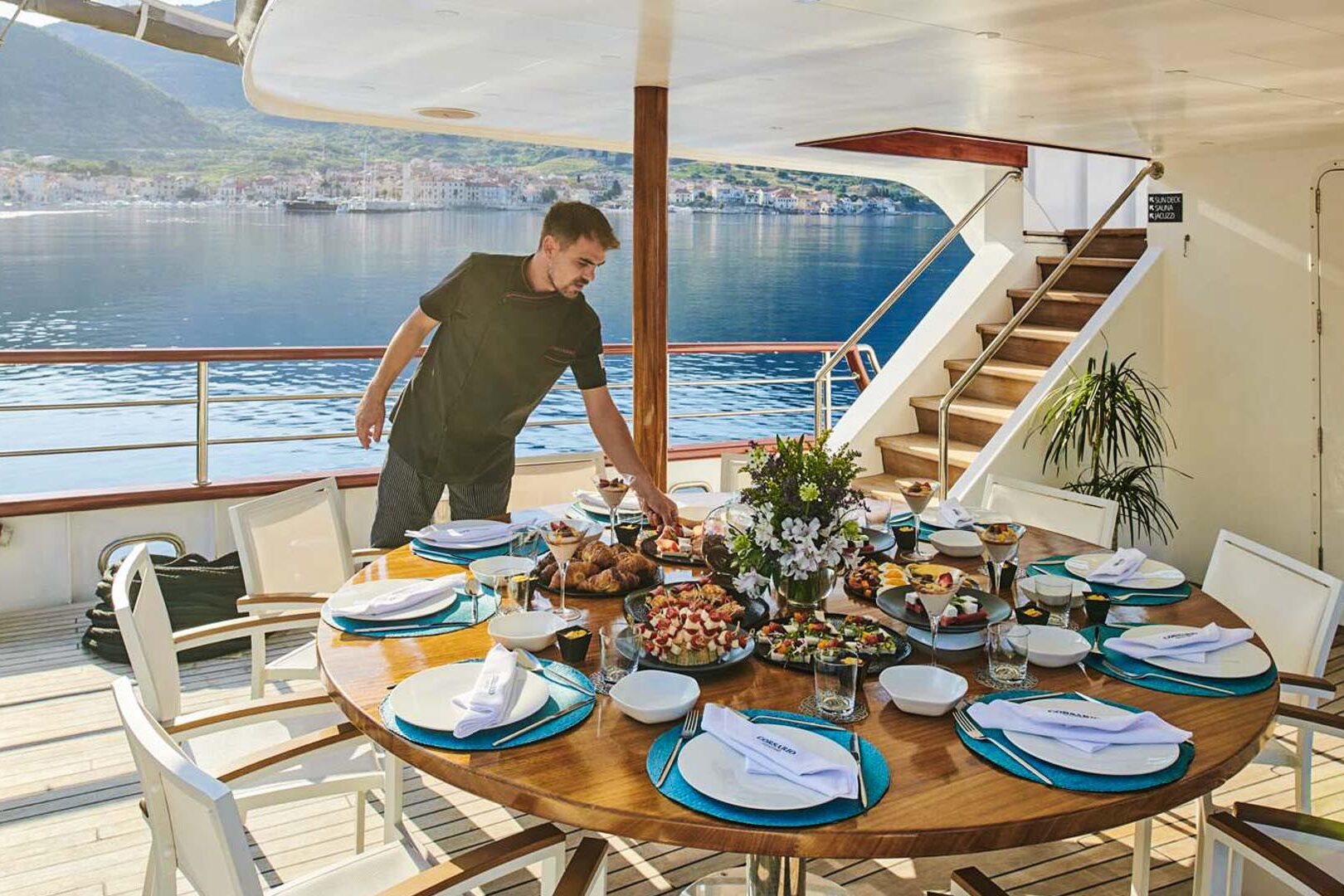 Corsario aft dining area