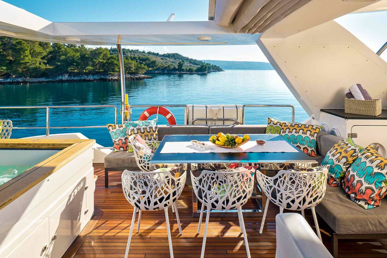 Ocean Drive flybridge dining