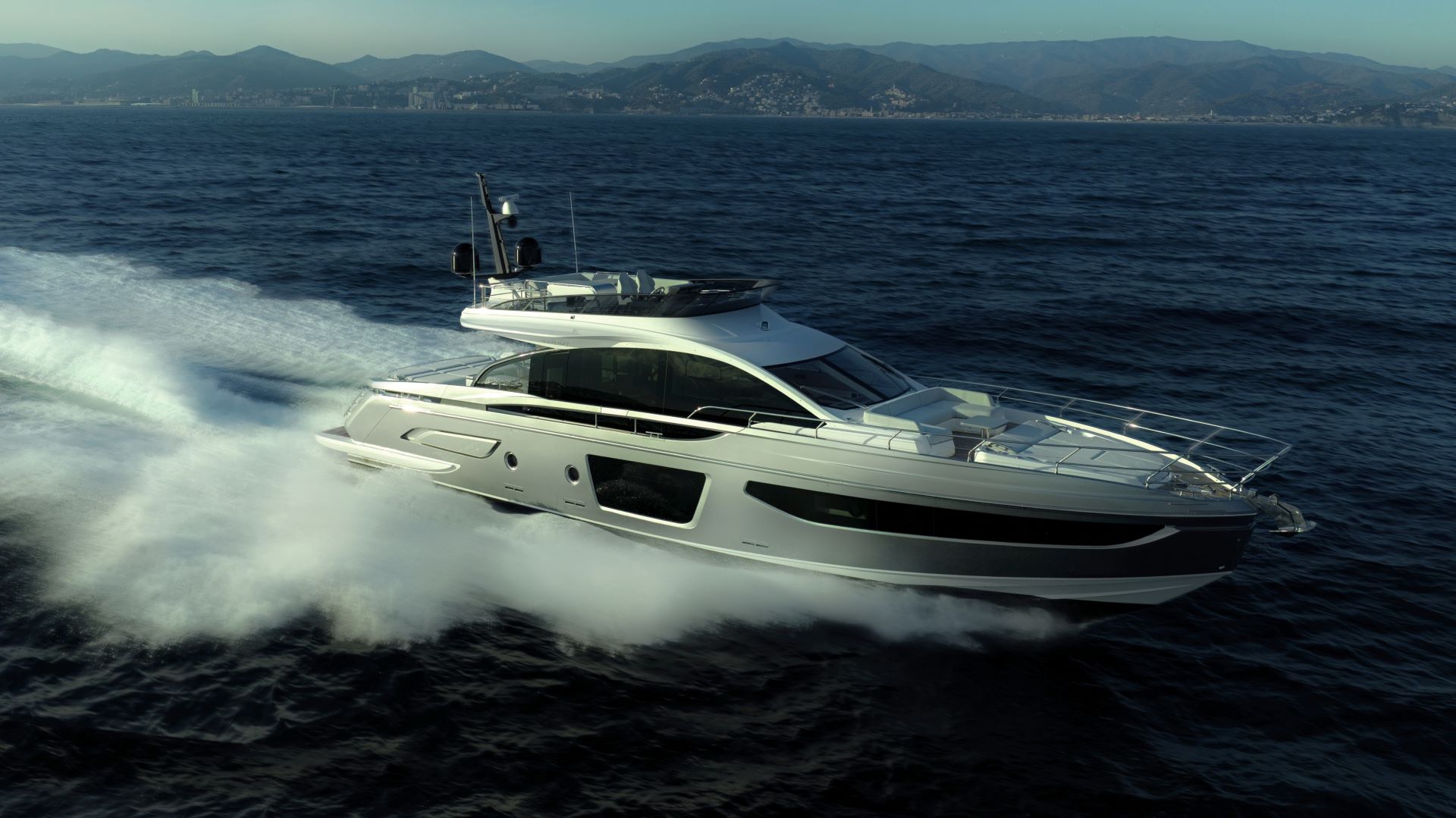 Azimut S7 motor yacht