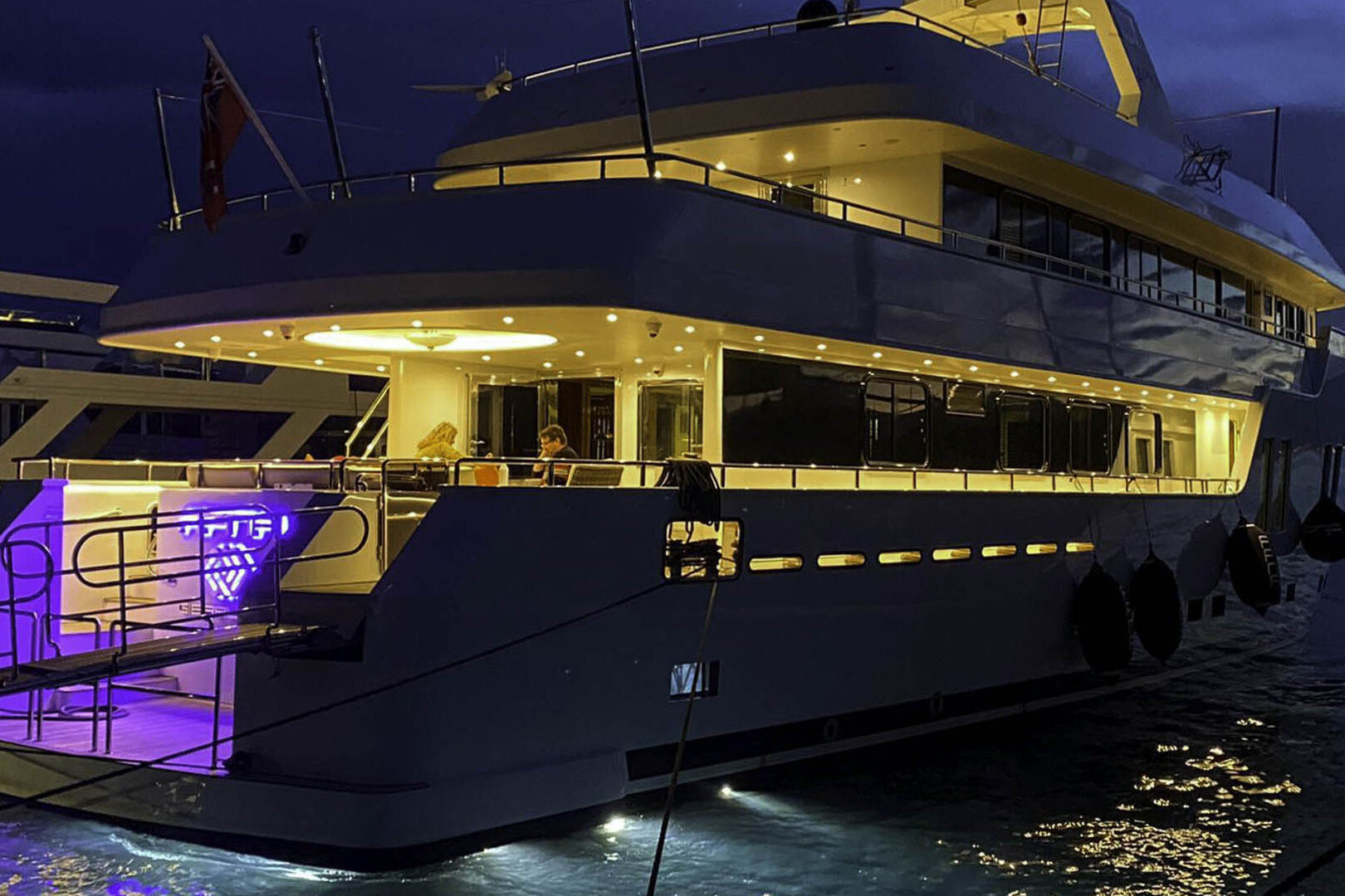 Luxury Saba yacht Apna aft night view