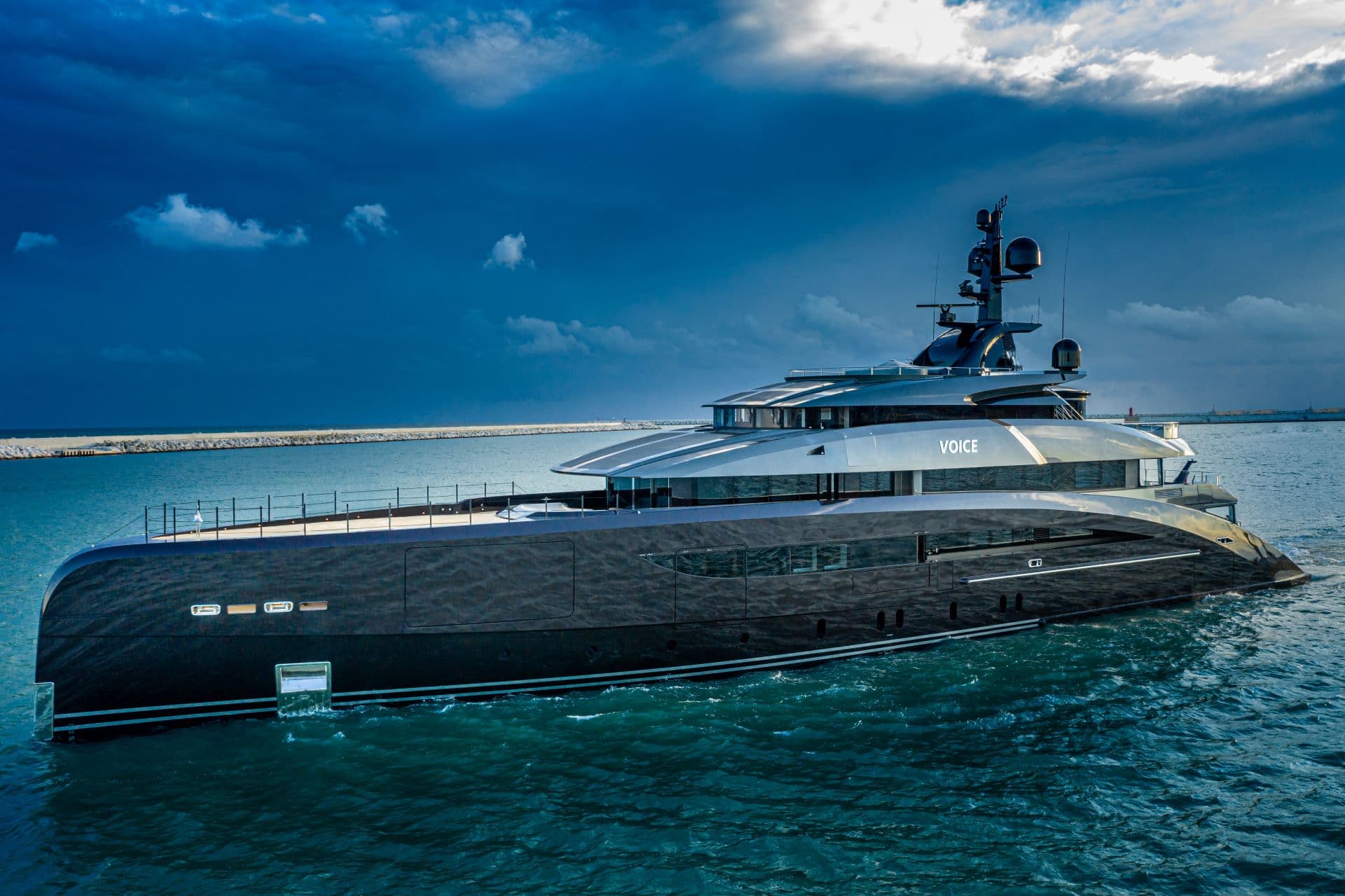 CRN Voice megayacht