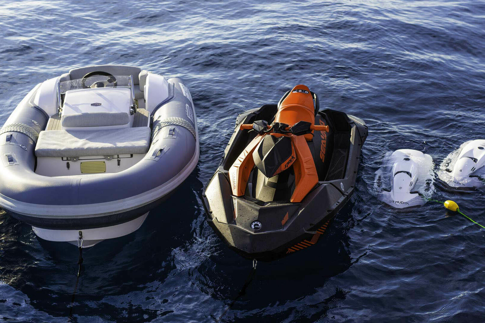 Luxury yacht Azimut S7 water toys