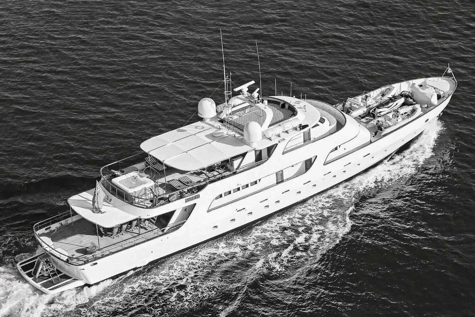 crn yacht wikipedia