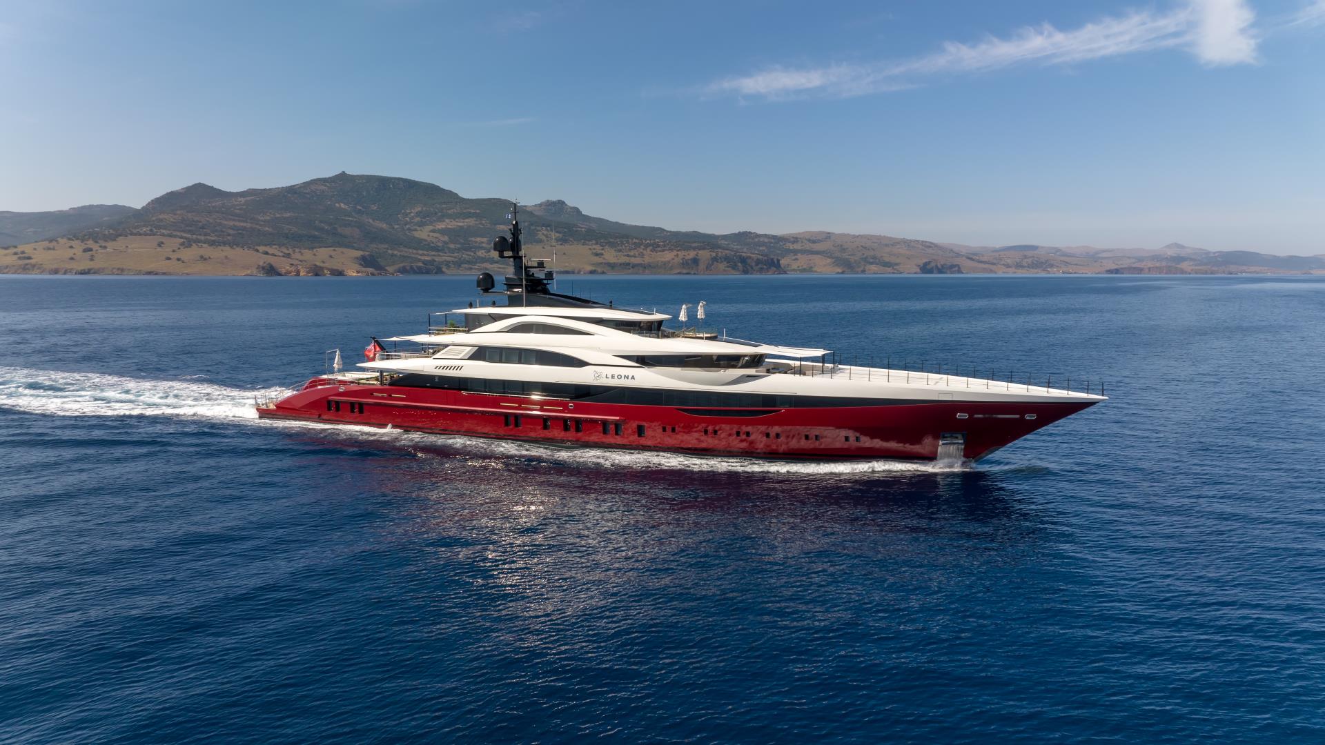 superyacht leona price