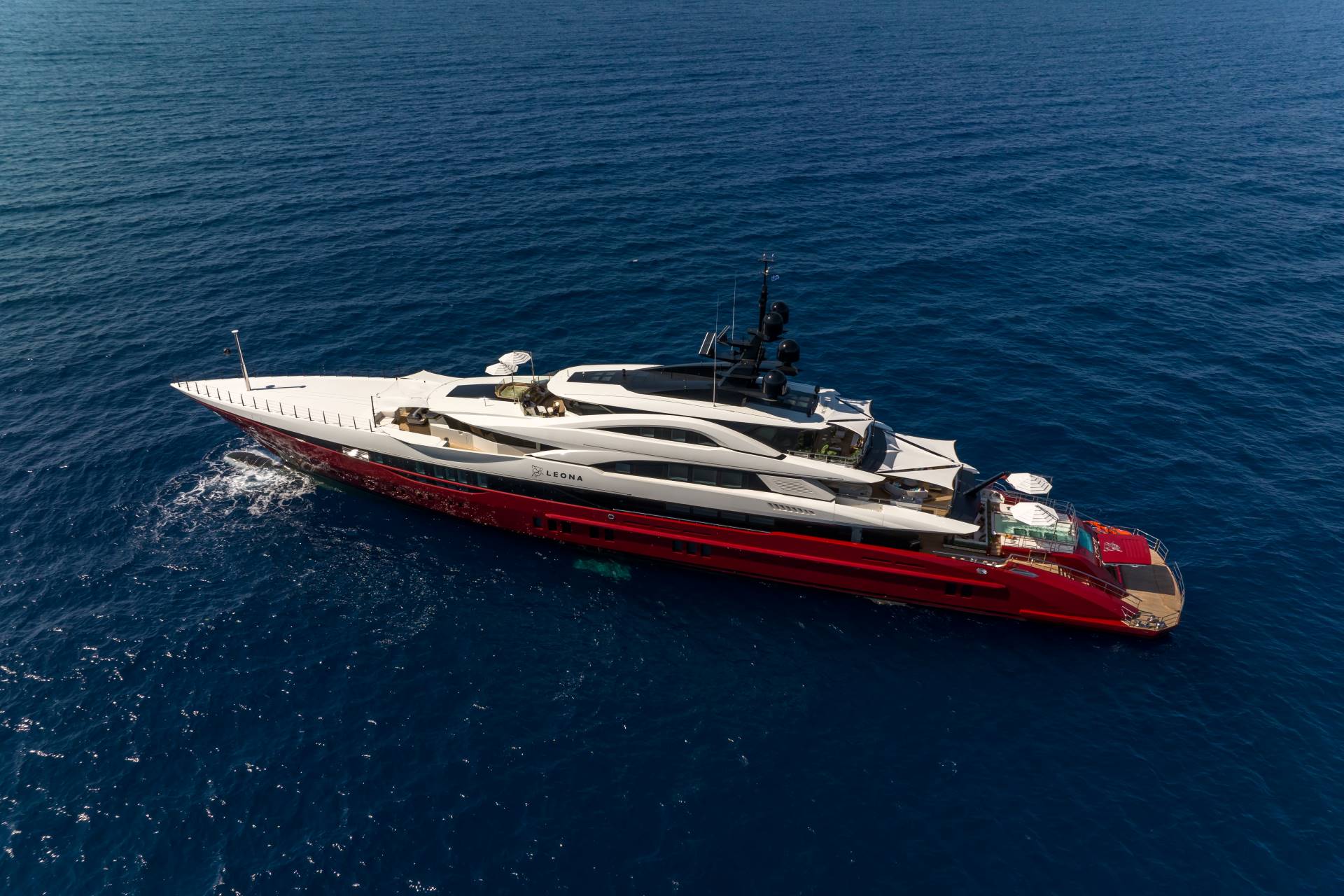 superyacht leona price