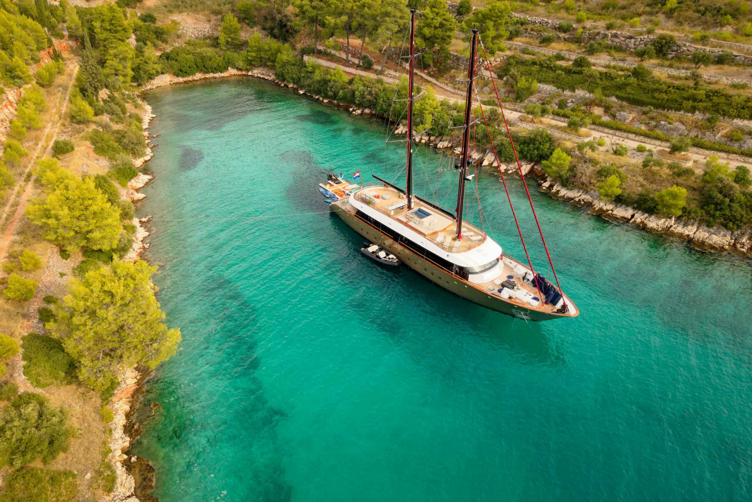 Anetta anchored in the bay