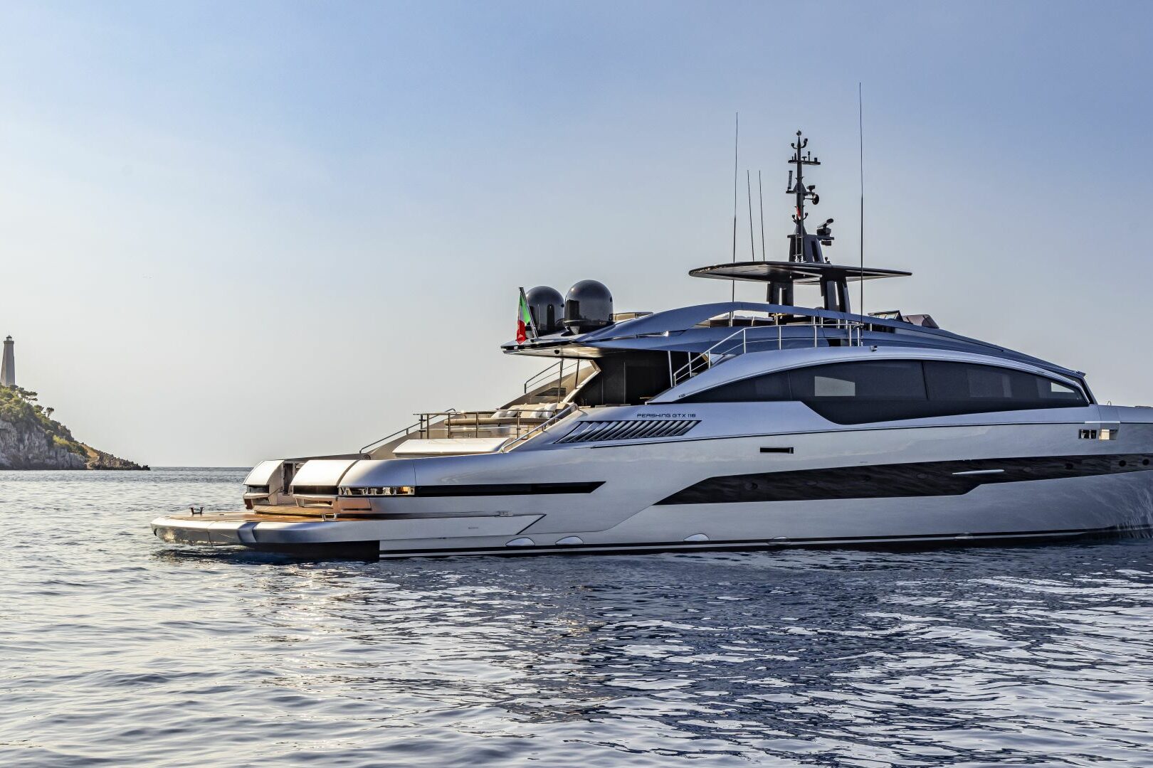 PERSHING GTX116, superyacht