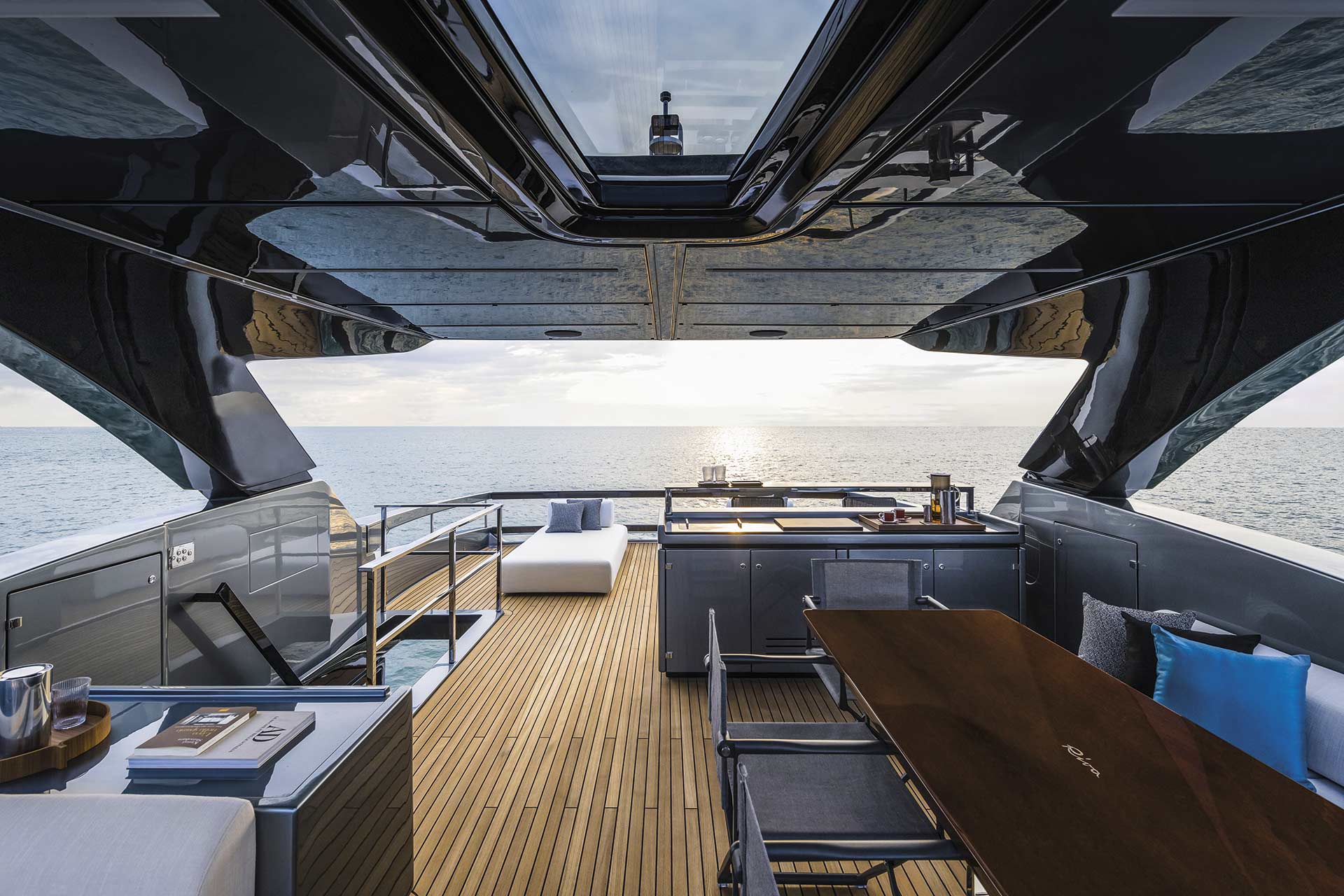 Riva Diva flybridge