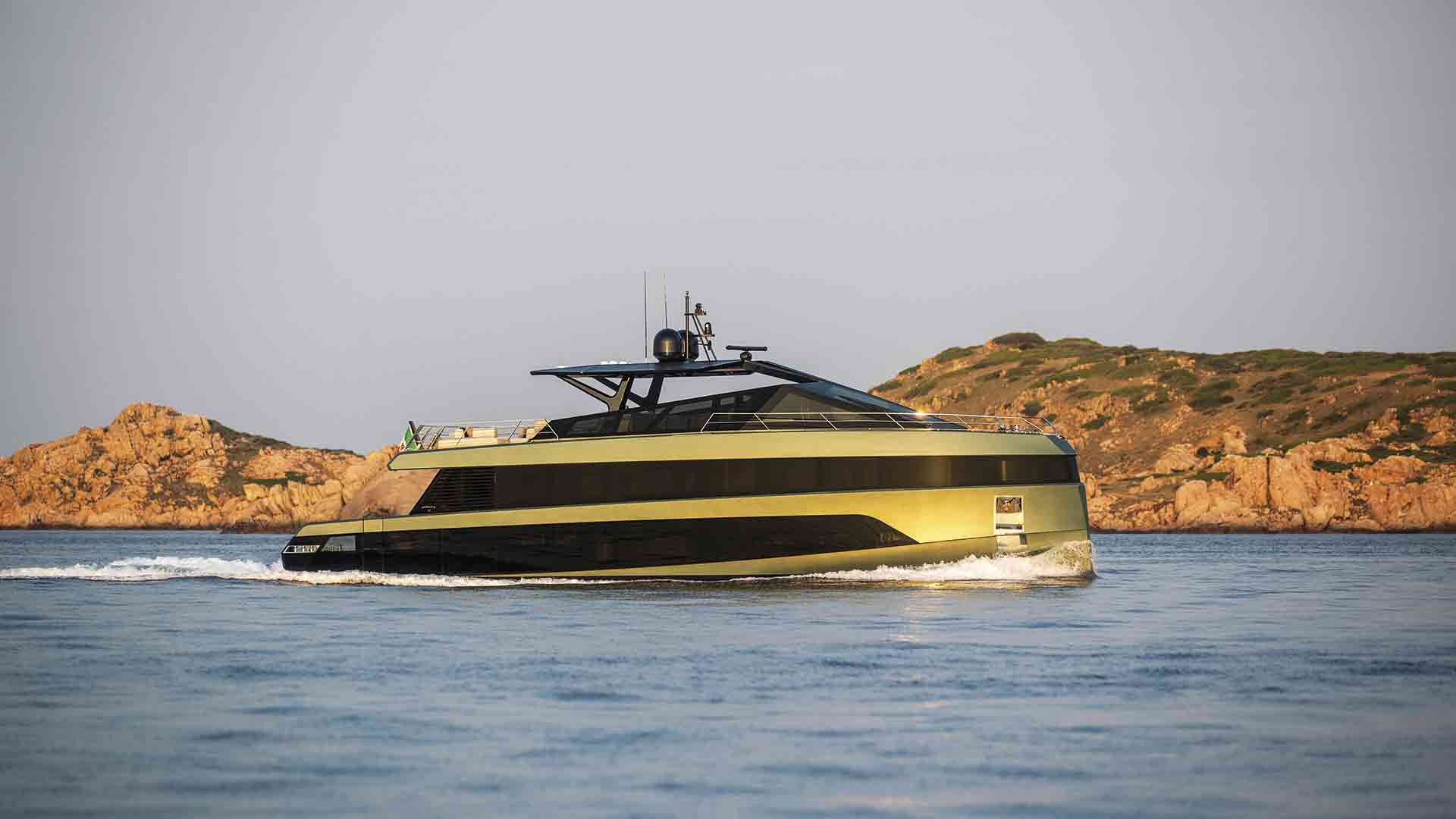 yacht 32 metri