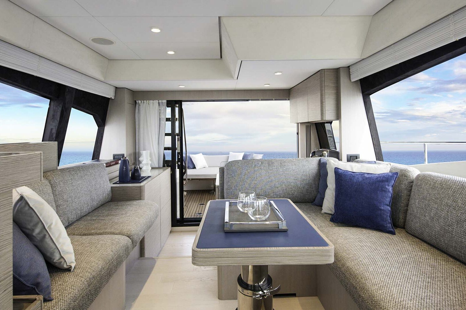 Ferretti Yachts 500 salon view towards the entrance