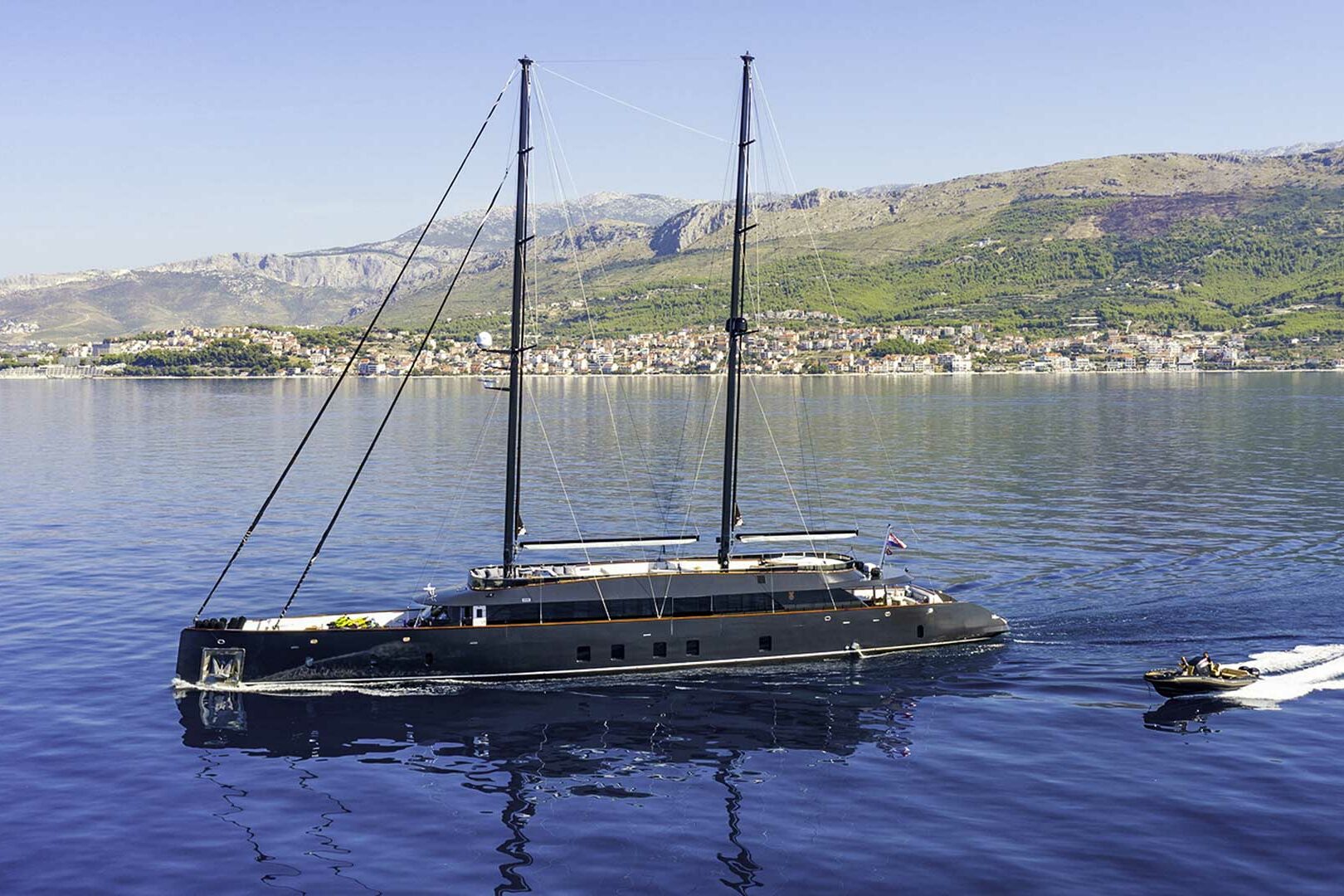 Luxury sailing yacht Scorpios cruising