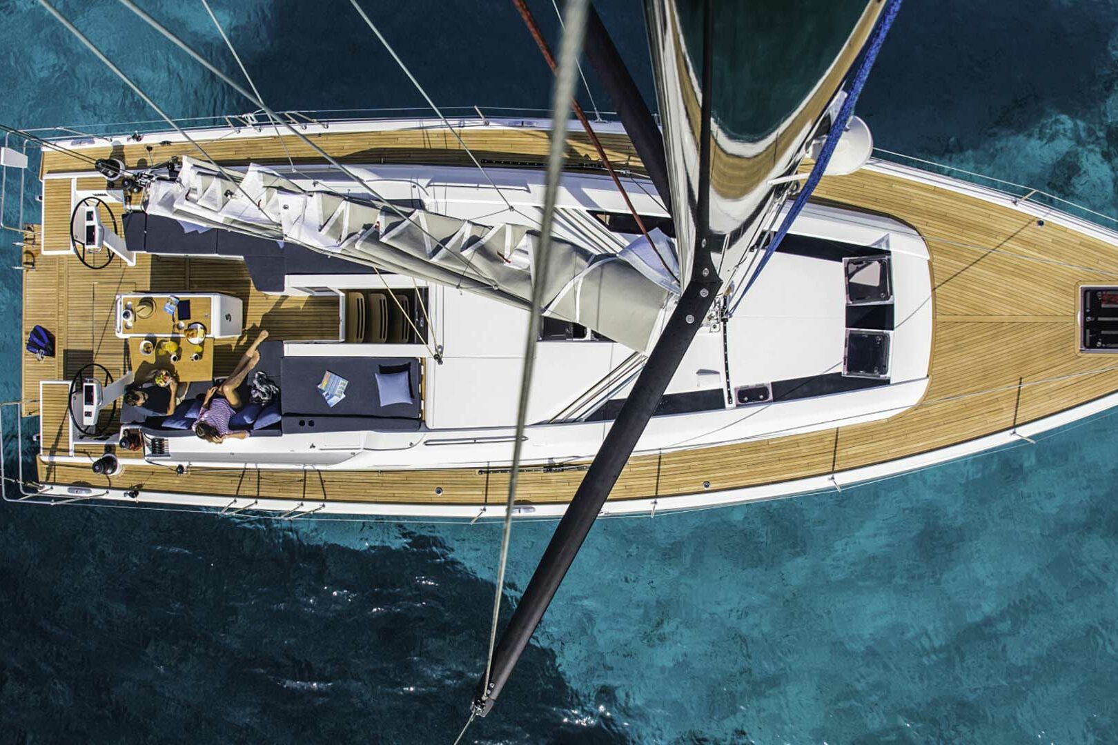 Sailing boat Oceanis 51.1 view from the top