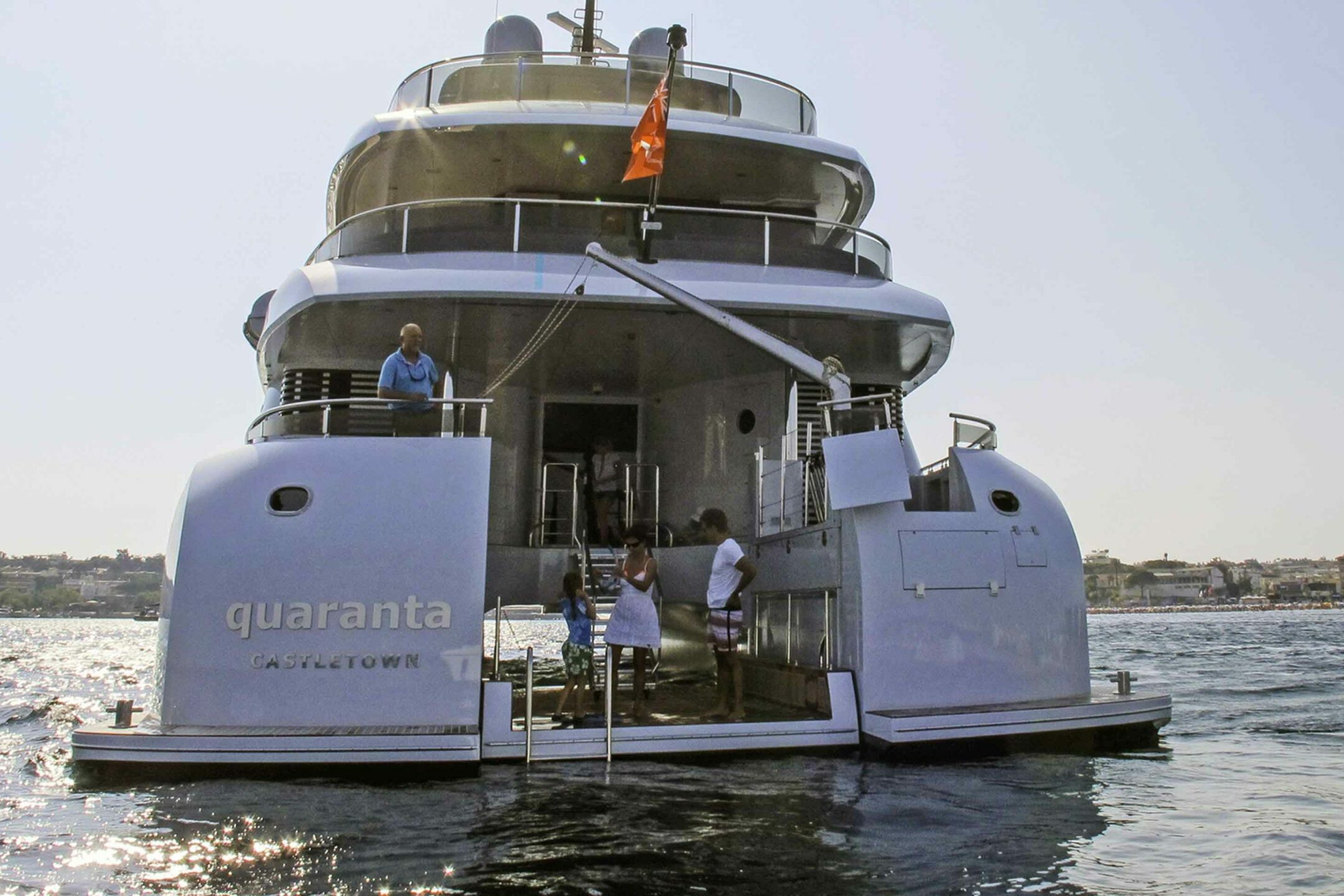 Luxury yacht QUARANTA aft view