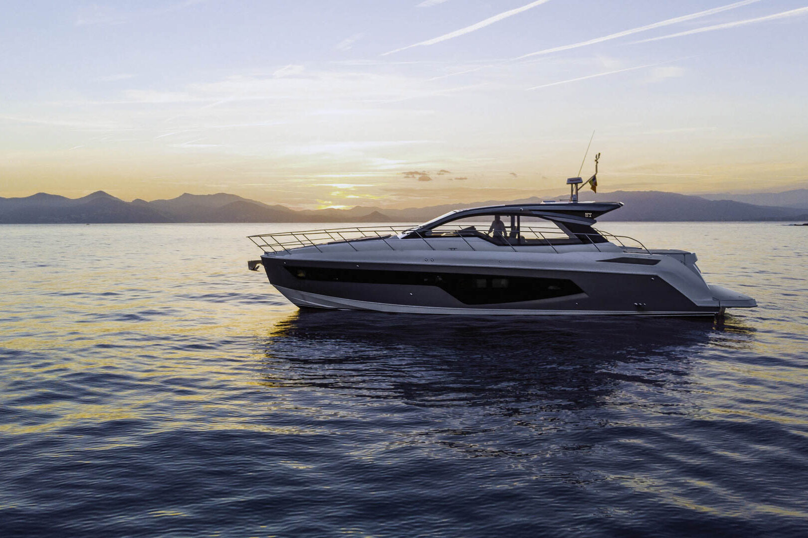 Azimut Atlantis 51 sunset view