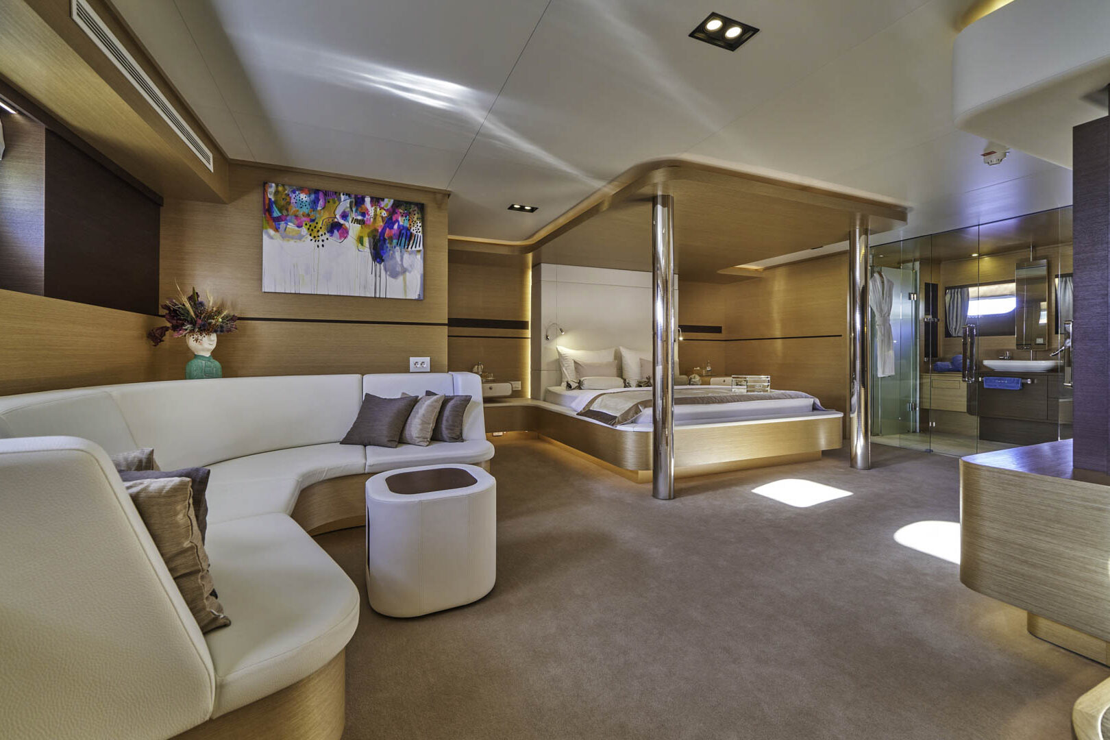 OMNIA Master cabin