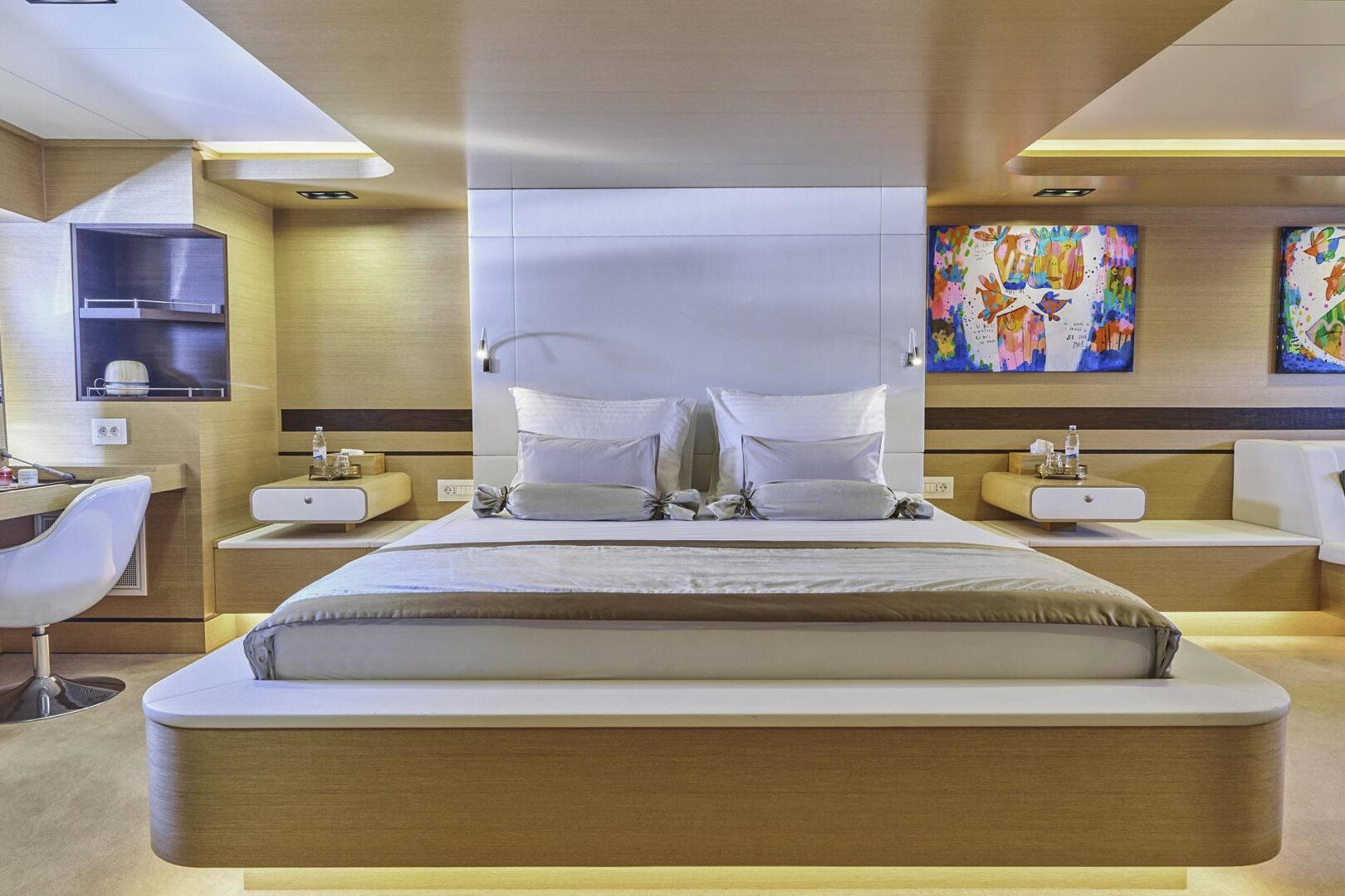 OMNIA VIP bed