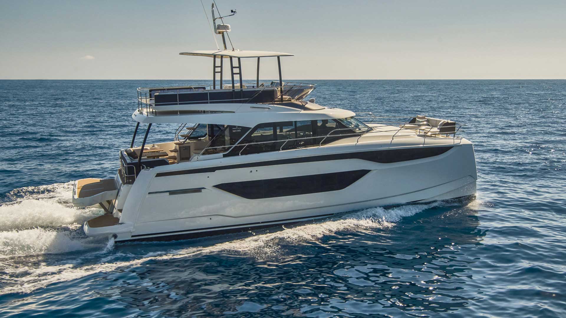 Luxury catamaran Prestige M48 cruising