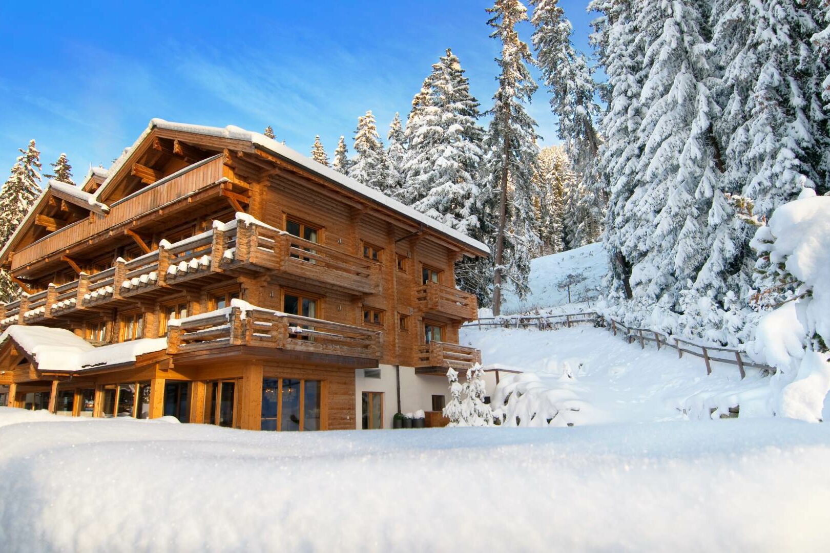 Luxury chalets, lodge, swiss alps