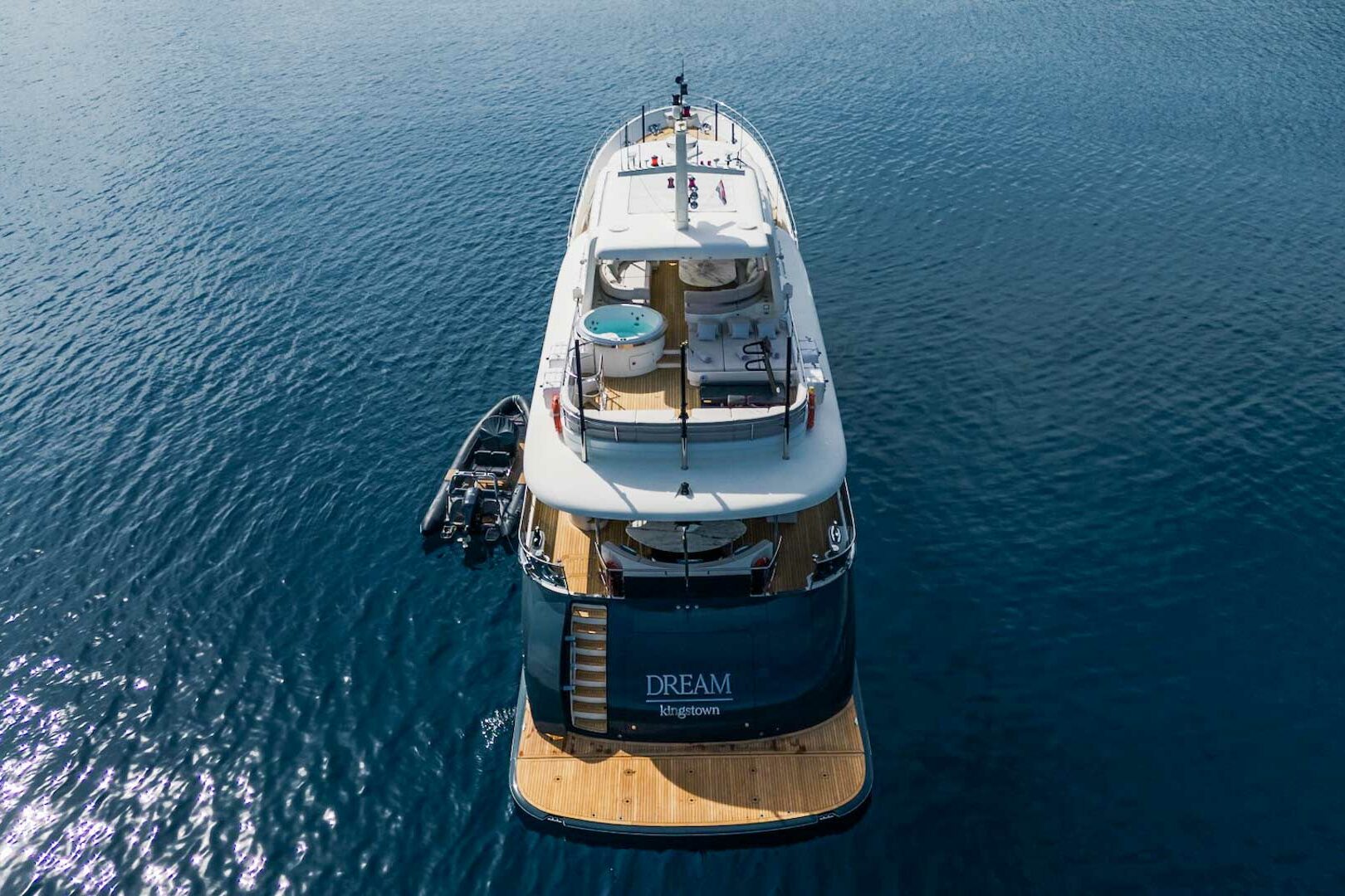 Luxury yacht Dream stern